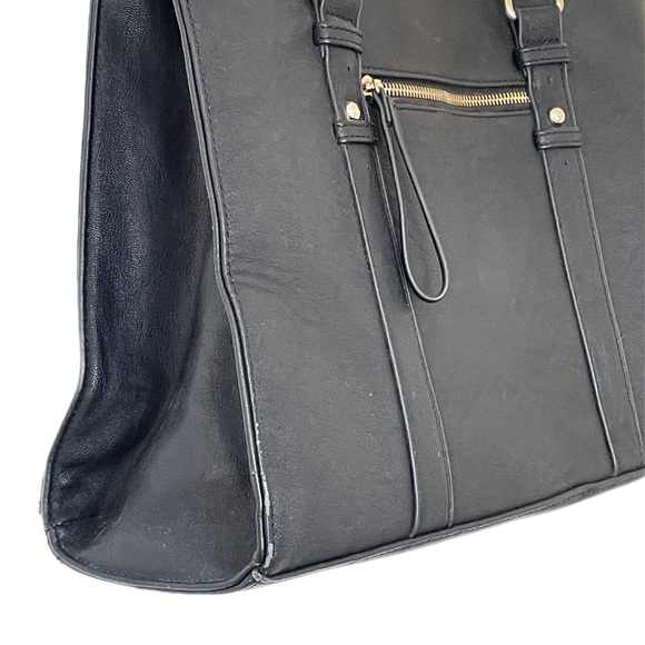 🎉FREE with 3+ items purchased🎉 FOREVER 21 Vegan Leather Bag - Picture 8 of 14